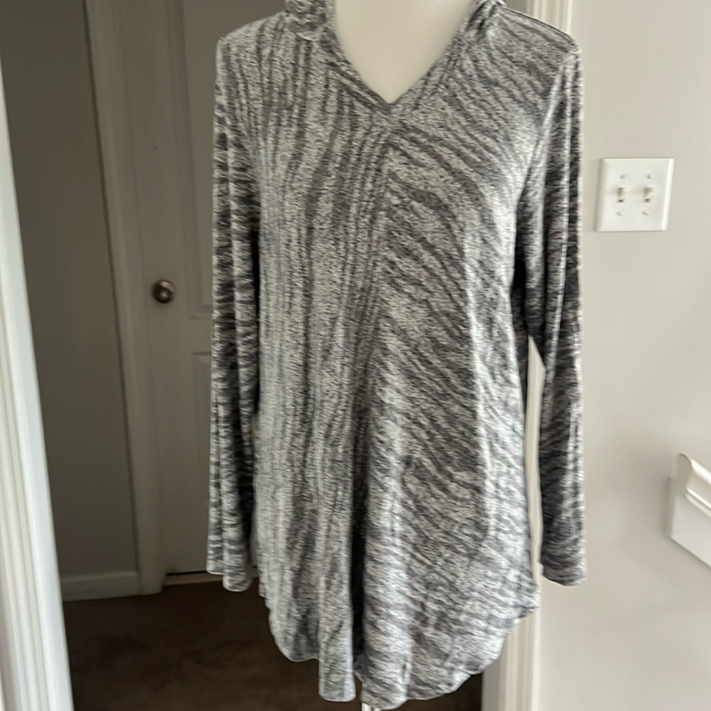 Lightweight Hoodie Shirt Zebra Like Print Plus Size 1X